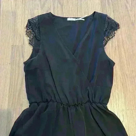 UO Kimchi Blue Lace Trim Romper - Picture 2 of 6